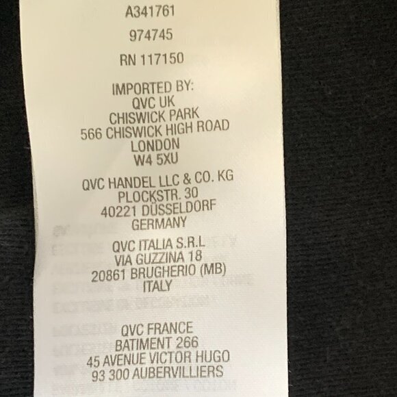 Quacker Factory Top Embroidered Roses  Rhinestones Sz L Black #20A - Picture 9 of 9